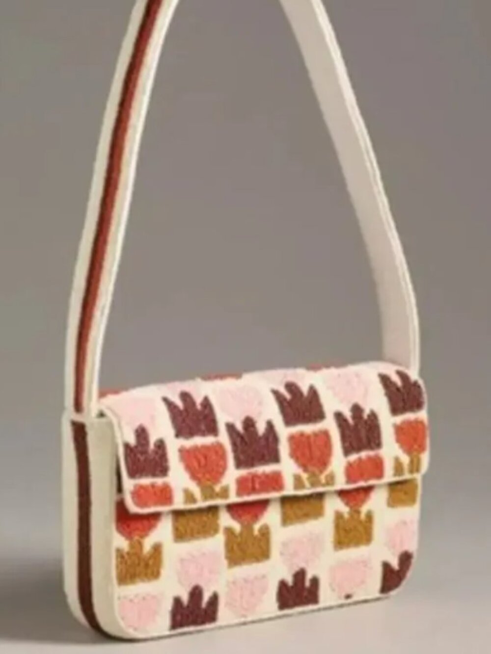 Fiona Beaded Bag - Retro Flower Edition - Picture 2 of 8